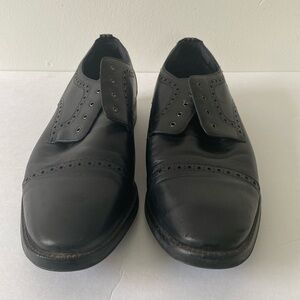Cole haan Oxford style men’s dress shoes sz9.5 waterproof